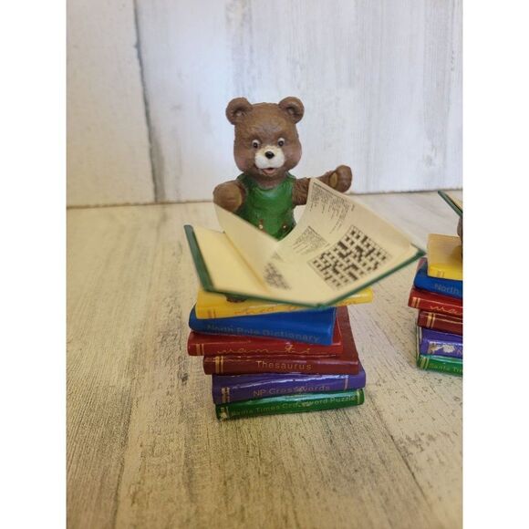 Santa Claus North Pole teddy bear helper books stack figure accessory xmas set - Picture 2 of 9